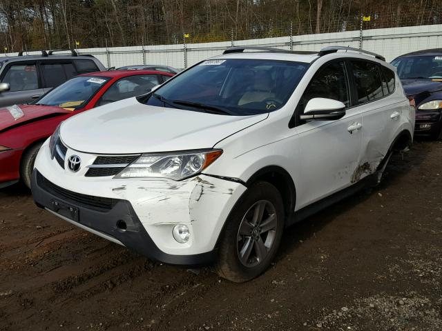 2T3WFREVXFW232837 - 2015 TOYOTA RAV4 XLE WHITE photo 2