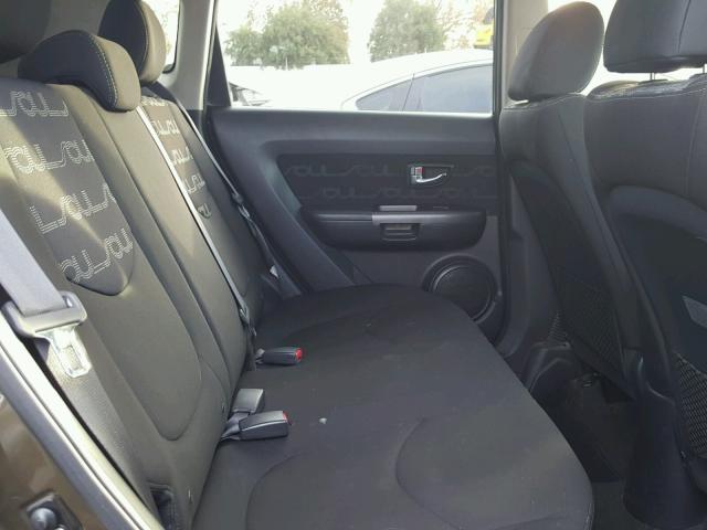 KNDJT2A69C7439154 - 2012 KIA SOUL + BROWN photo 6