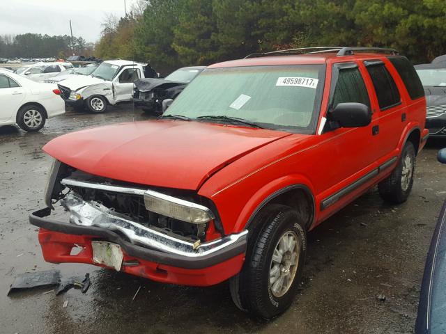 1GNDT13W6X2164938 - 1999 CHEVROLET BLAZER RED photo 2