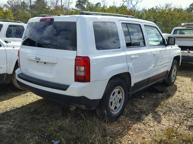 1C4NJPBA0GD760417 - 2016 JEEP PATRIOT SP WHITE photo 4