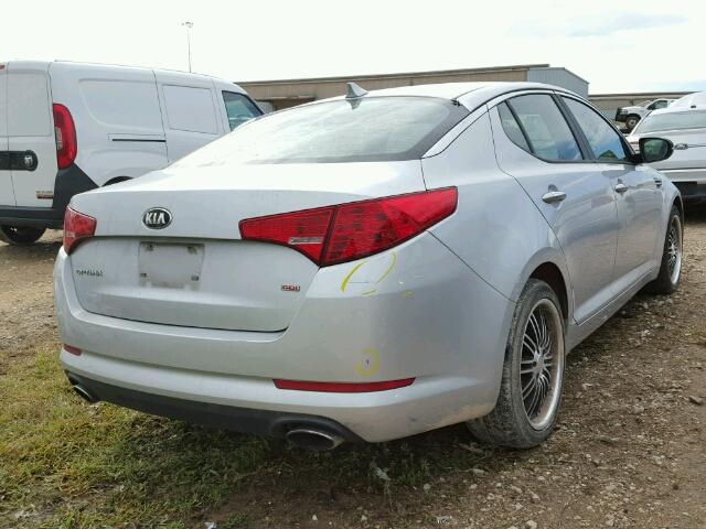 5XXGM4A70DG122139 - 2013 KIA OPTIMA LX SILVER photo 4