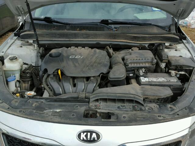 5XXGM4A70DG122139 - 2013 KIA OPTIMA LX SILVER photo 7