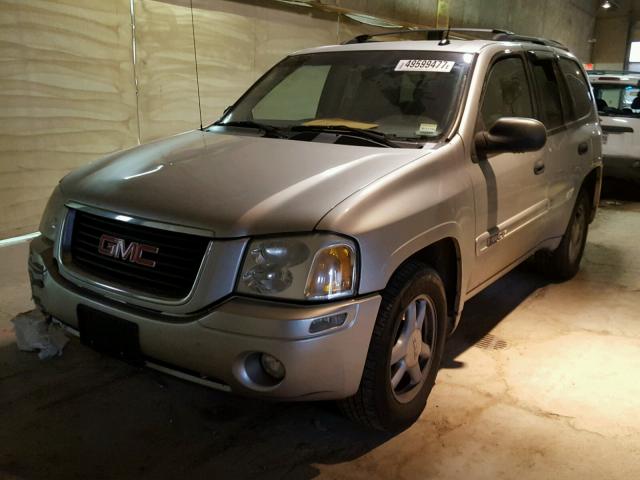 1GKDT13S952145615 - 2005 GMC ENVOY SILVER photo 2