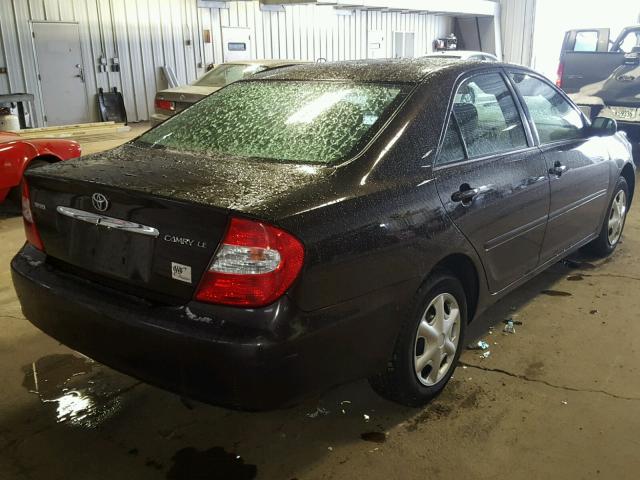 4T1BE32K42U539884 - 2002 TOYOTA CAMRY LE იასამნისფერი ფოტო 4