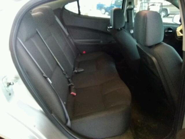 2G2WS522851229378 - 2005 PONTIAC GRAND PRIX SILVER photo 6