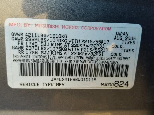 JA4LX41F96U010119 - 2006 MITSUBISHI OUTLANDER GRAY photo 10