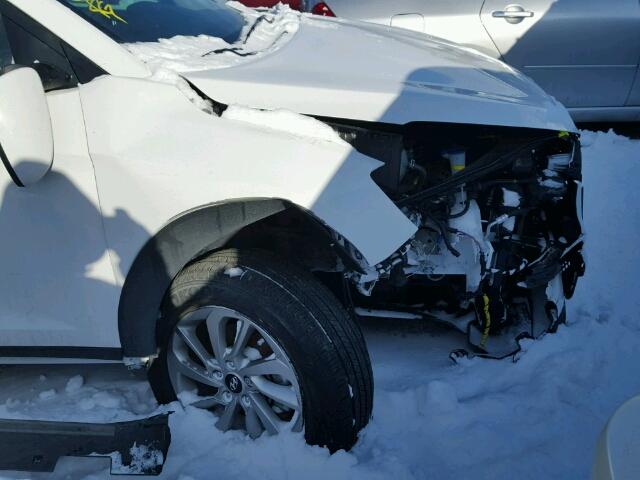 KM8J3CA48HU374466 - 2017 HYUNDAI TUCSON LIM WHITE photo 9