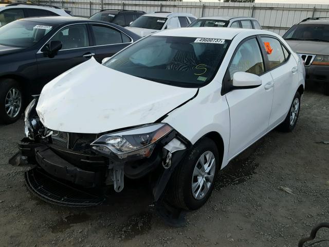 5YFBURHE2FP355106 - 2015 TOYOTA COROLLA L WHITE photo 2