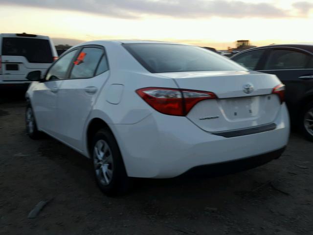 5YFBURHE2FP355106 - 2015 TOYOTA COROLLA L WHITE photo 3