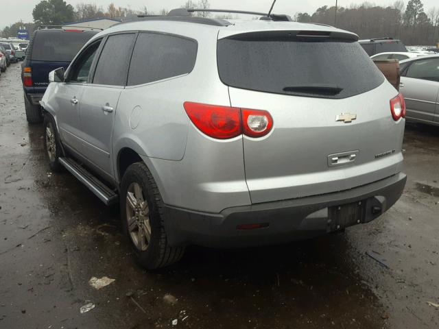 1GNKRGED7BJ193528 - 2011 CHEVROLET TRAVERSE L SILVER photo 3