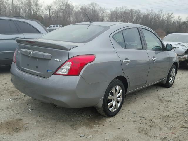 3N1CN7AP8DL889239 - 2013 NISSAN VERSA S 银色 照片 4