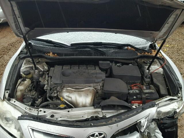4T1BF3EKXBU118969 - 2011 TOYOTA CAMRY BASE SILVER photo 7