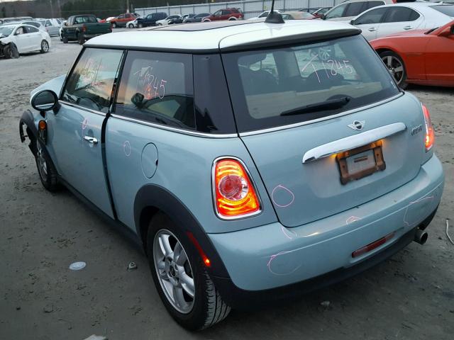 WMWSU3C51DT682412 - 2013 MINI COOPER BLUE photo 3