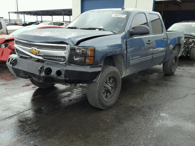 3GCPCREA6CG135690 - 2012 CHEVROLET SILVERADO BLUE photo 2