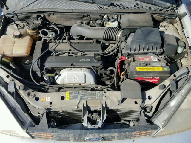 3FAFP31311R192116 - 2001 FORD FOCUS ZX3 SILVER photo 7