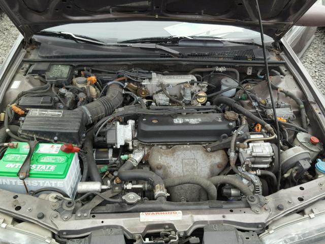 1HGCB7670PA045028 - 1993 HONDA ACCORD EX GOLD photo 7