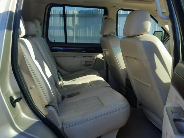 5LMEU68H54ZJ19079 - 2004 LINCOLN AVIATOR 金色 照片 6