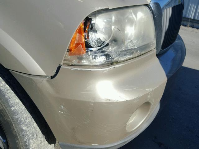 5LMEU68H54ZJ19079 - 2004 LINCOLN AVIATOR 金色 照片 9