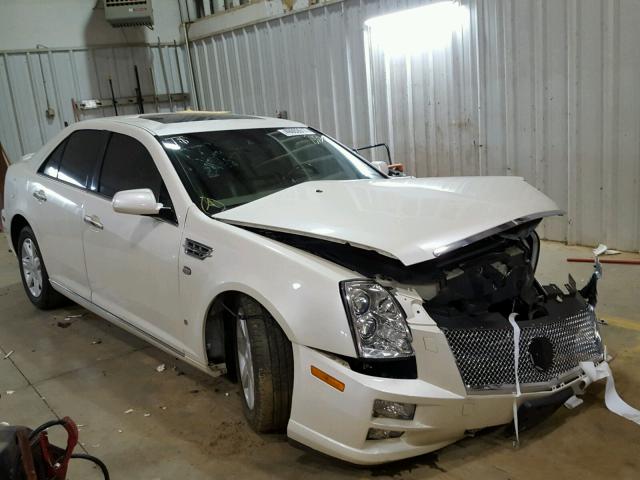 1G6DK67V780147883 - 2008 CADILLAC STS WHITE photo 1