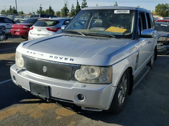 SALME15416A203544 - 2006 LAND ROVER RANGE ROVE SILVER photo 2
