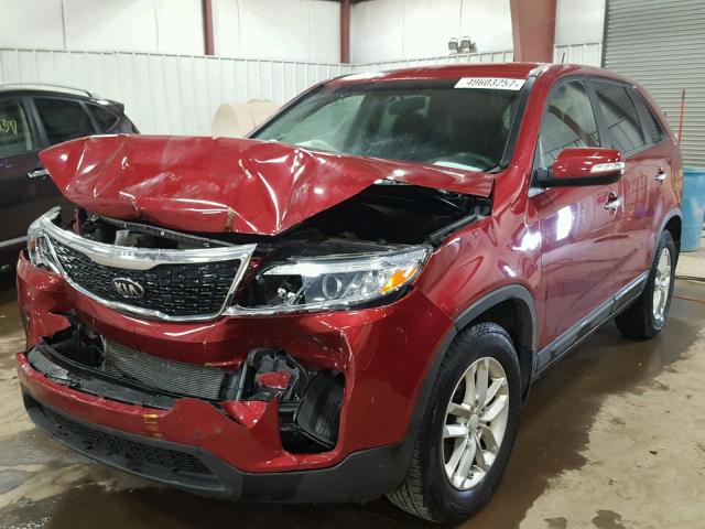 5XYKT3A6XFG607272 - 2015 KIA SORENTO LX MAROON photo 2