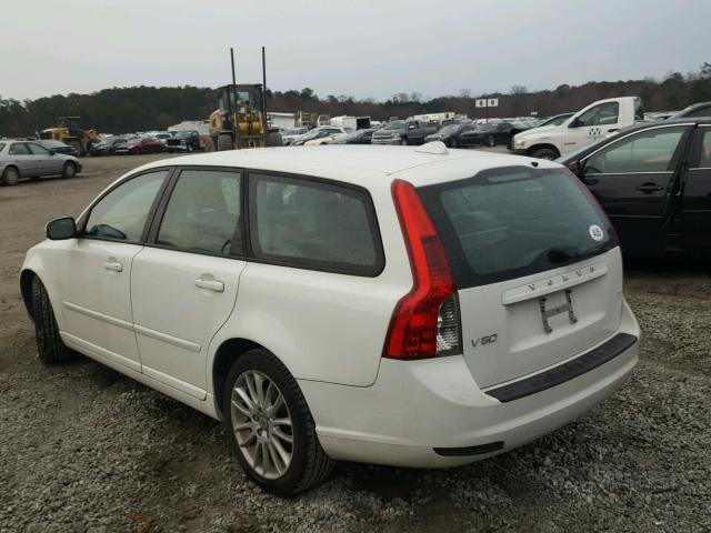 YV1MW382X92471415 - 2009 VOLVO V50 2.4I WHITE photo 3