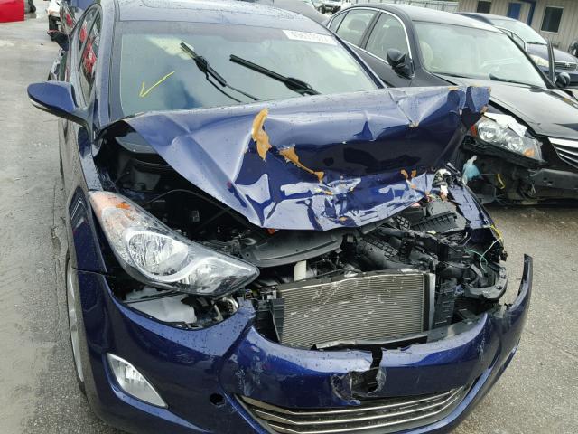 5NPDH4AE9DH217843 - 2013 HYUNDAI ELANTRA GL BLUE photo 9