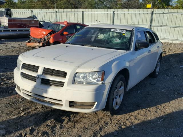 2D4FV47TX8H262251 - 2008 DODGE MAGNUM WHITE photo 2