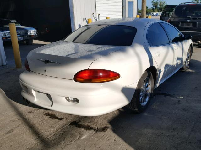 2C3HC56G4YH442030 - 2000 CHRYSLER LHS WHITE photo 4