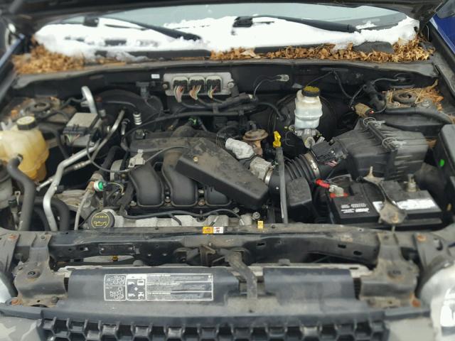 1FMYU03116KB48596 - 2006 FORD ESCAPE XLT BLUE photo 7