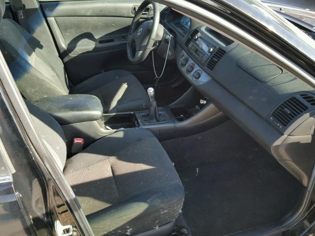 JTDBE32K540276917 - 2004 TOYOTA CAMRY LE 黑色 照片 5