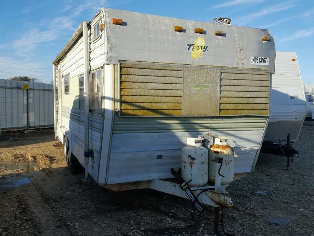 P049175S3666 - 1975 TERR CAMPER WHITE photo 1