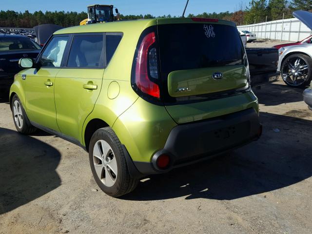 KNDJN2A24G7866111 - 2016 KIA SOUL GREEN photo 3