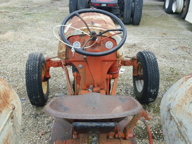 8N4013 - 1947 FORD 8N TRACTOR RED photo 5