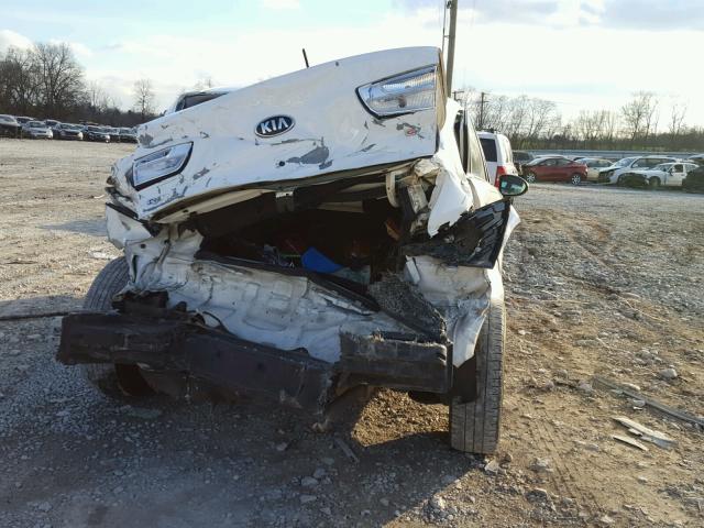 KNADM4A39D6137198 - 2013 KIA RIO LX WHITE photo 9