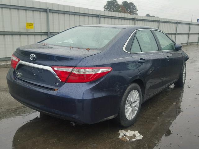 4T1BF1FK9HU806652 - 2017 TOYOTA CAMRY LE BLUE photo 4