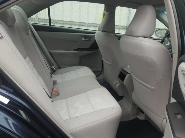 4T1BF1FK9HU806652 - 2017 TOYOTA CAMRY LE 蓝色 照片 6