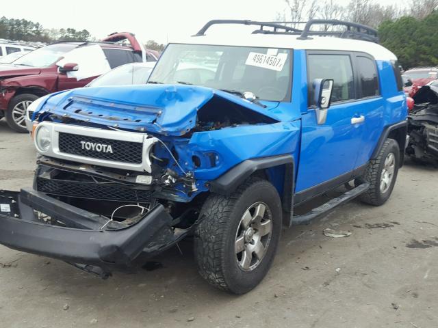 JTEZU11F88K007908 - 2008 TOYOTA FJ CRUISER BLUE photo 2