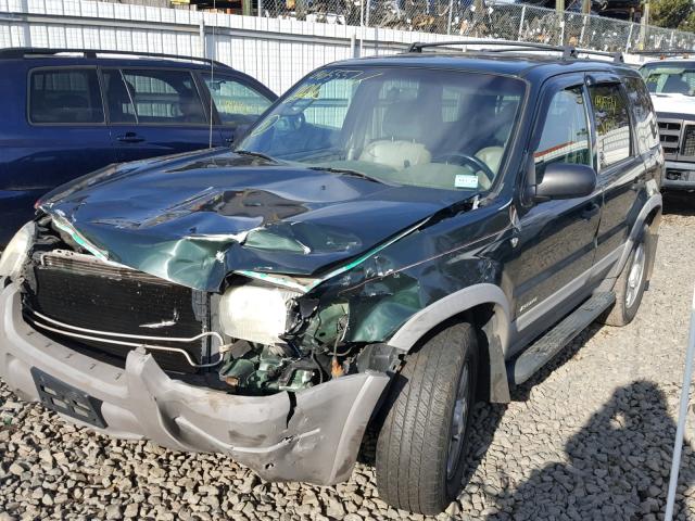 1FMCU04102KC28300 - 2002 FORD ESCAPE XLT GREEN photo 2