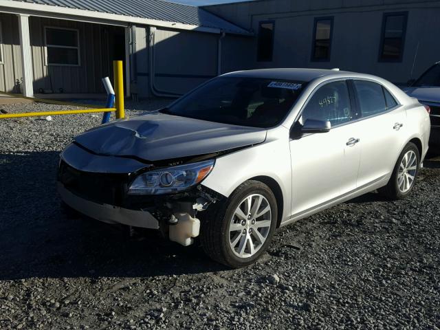 1G11F5SL9FU139674 - 2015 CHEVROLET MALIBU LTZ 银色 照片 2