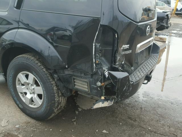 5N1AR18WX5C768711 - 2005 NISSAN PATHFINDER BLACK photo 9