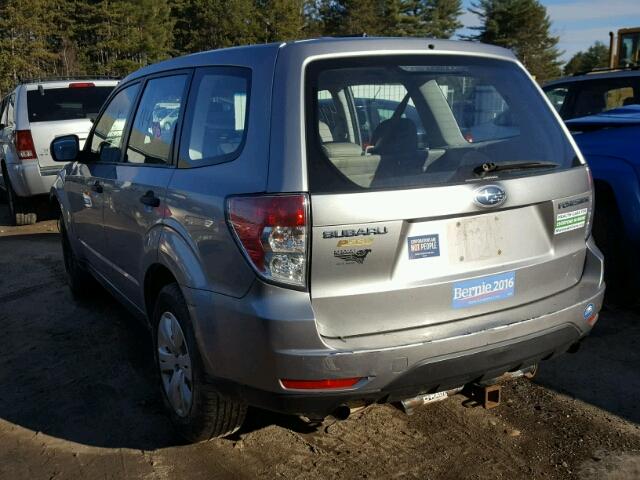 JF2SH61689H747773 - 2009 SUBARU FORESTER 2 GRAY photo 3