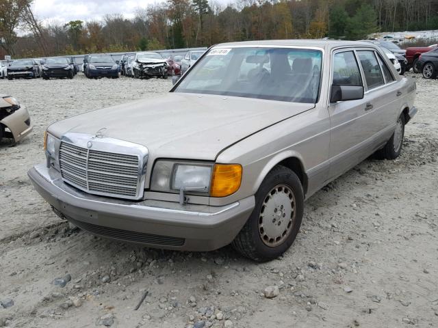 WDBCA35D9HA358774 - 1987 MERCEDES-BENZ 420 SEL GOLD photo 2