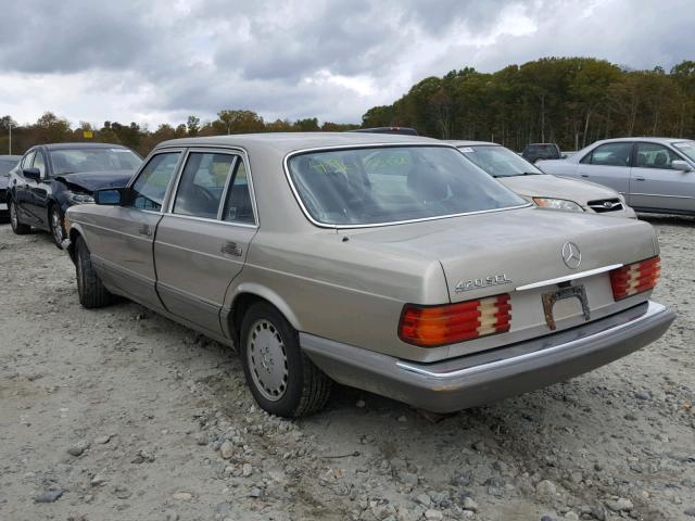 WDBCA35D9HA358774 - 1987 MERCEDES-BENZ 420 SEL GOLD photo 3