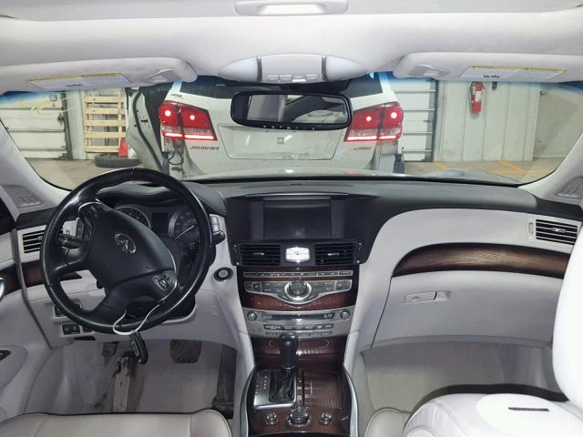 JN1BY1AR9BM375596 - 2011 INFINITI M37 X SILVER photo 9