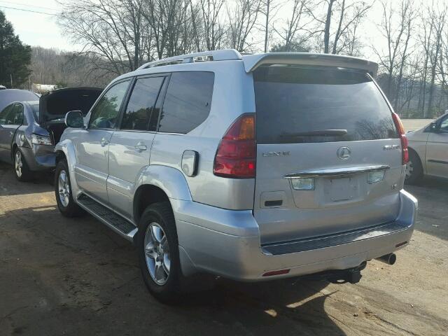 JTJBT20X660118617 - 2006 LEXUS GX 470 SILVER photo 3