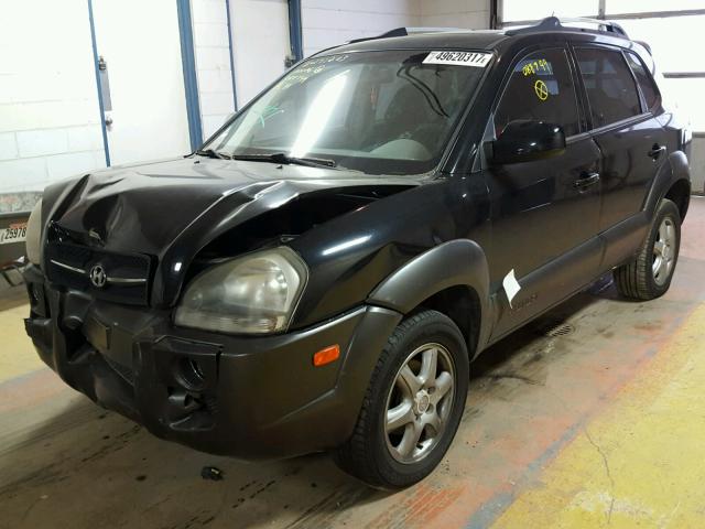 KM8JN72D25U088799 - 2005 HYUNDAI TUCSON GLS BLACK photo 2