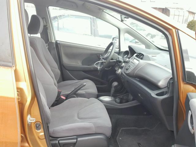 JHMGE88209S074460 - 2009 HONDA FIT ORANGE photo 5