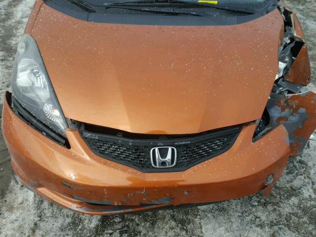 JHMGE88209S074460 - 2009 HONDA FIT ORANGE photo 7