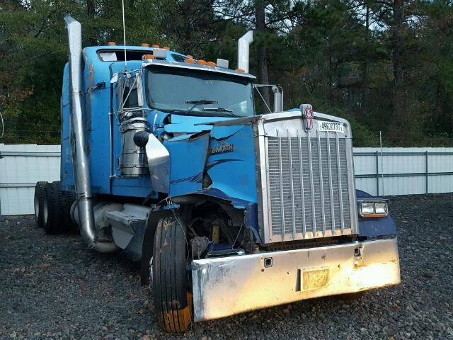 1XKWDB9X95J094346 - 2005 KENWORTH CONSTRUCTI BLUE photo 1